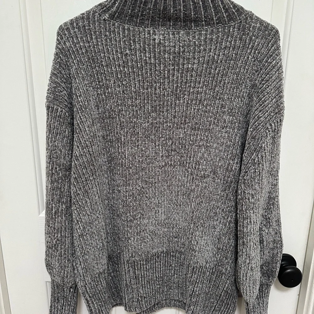 0174 Cynthia Rowley Charcoal Turtleneck Sweater womens size‎ large